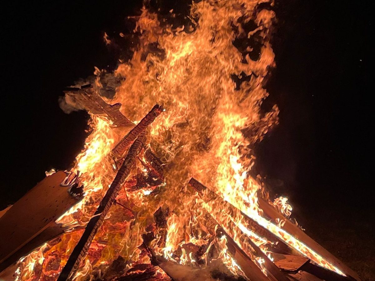 My English Bonfire Experience: History of gunpowder, treason and&nbsp;plot.